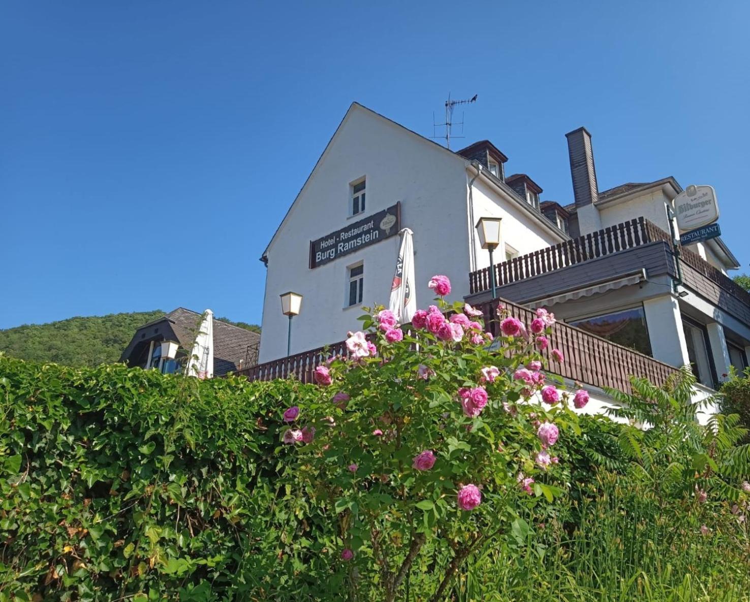 Hotel-Restaurant Burg-Ramstein Kordel Exterior foto